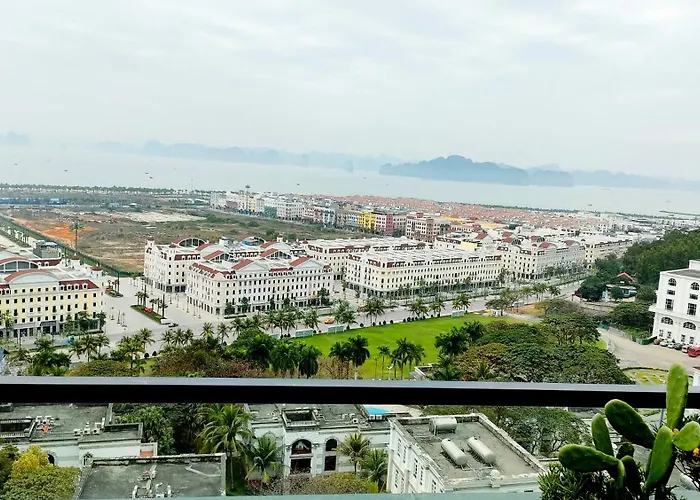 Lavender Khách sạn Hạ Long