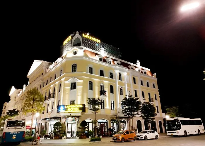 Lavender Khách sạn 4*