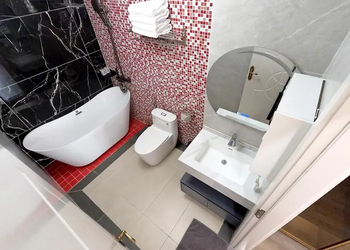 Lavender Khách sạn 4*
