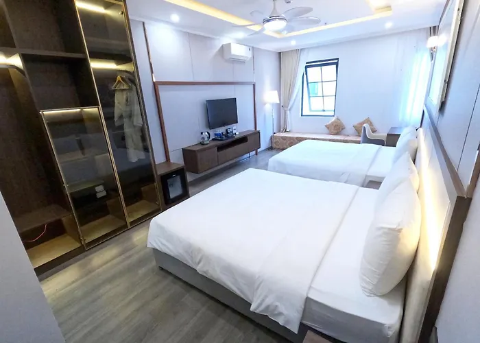 Lavender Hotel Ha Long