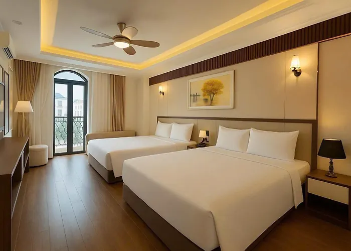 Lavender Khách sạn 4*