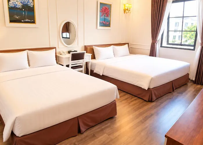Khách sạn Lavender 4*