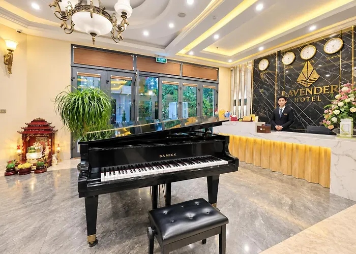 Lavender Khách sạn 4*
