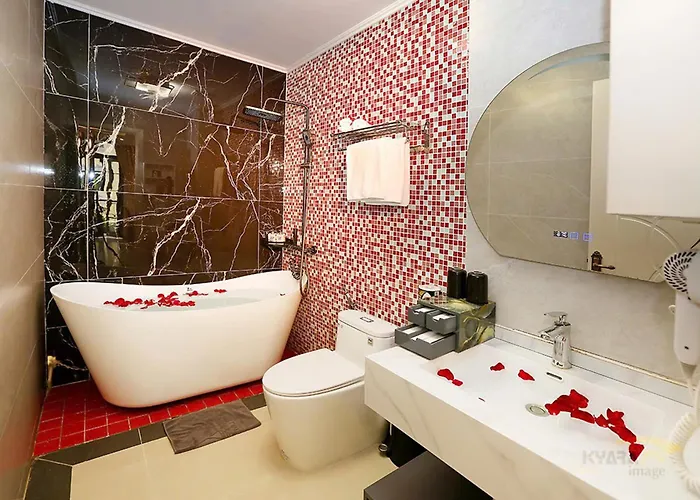 Lavender Khách sạn 4*